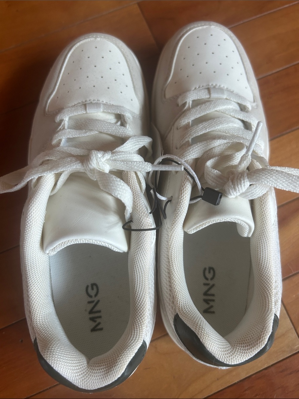 Mango Kids White and Black Low-Top Sneakers